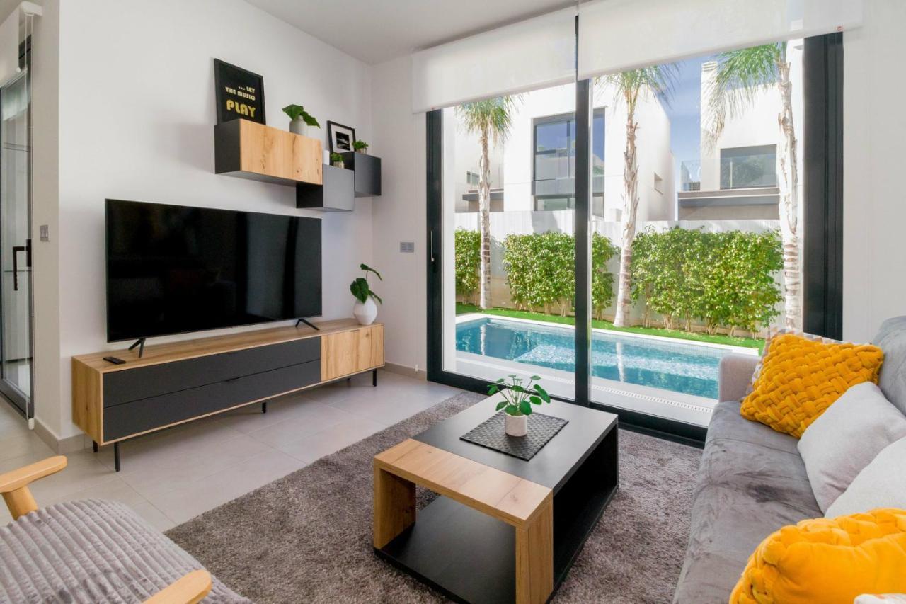 High Tech Villa Navia Spanien Orihuela Exterior photo