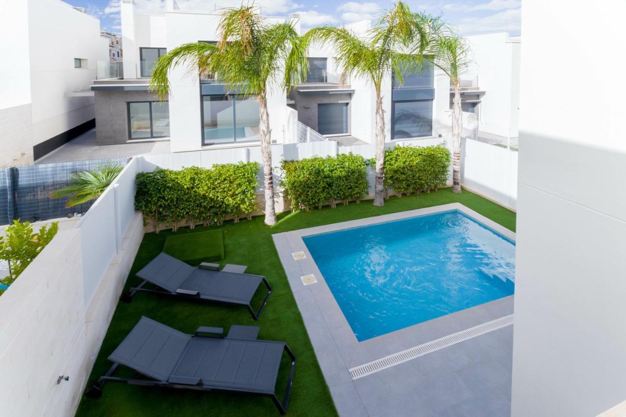High Tech Villa Navia Spanien Orihuela Exterior photo