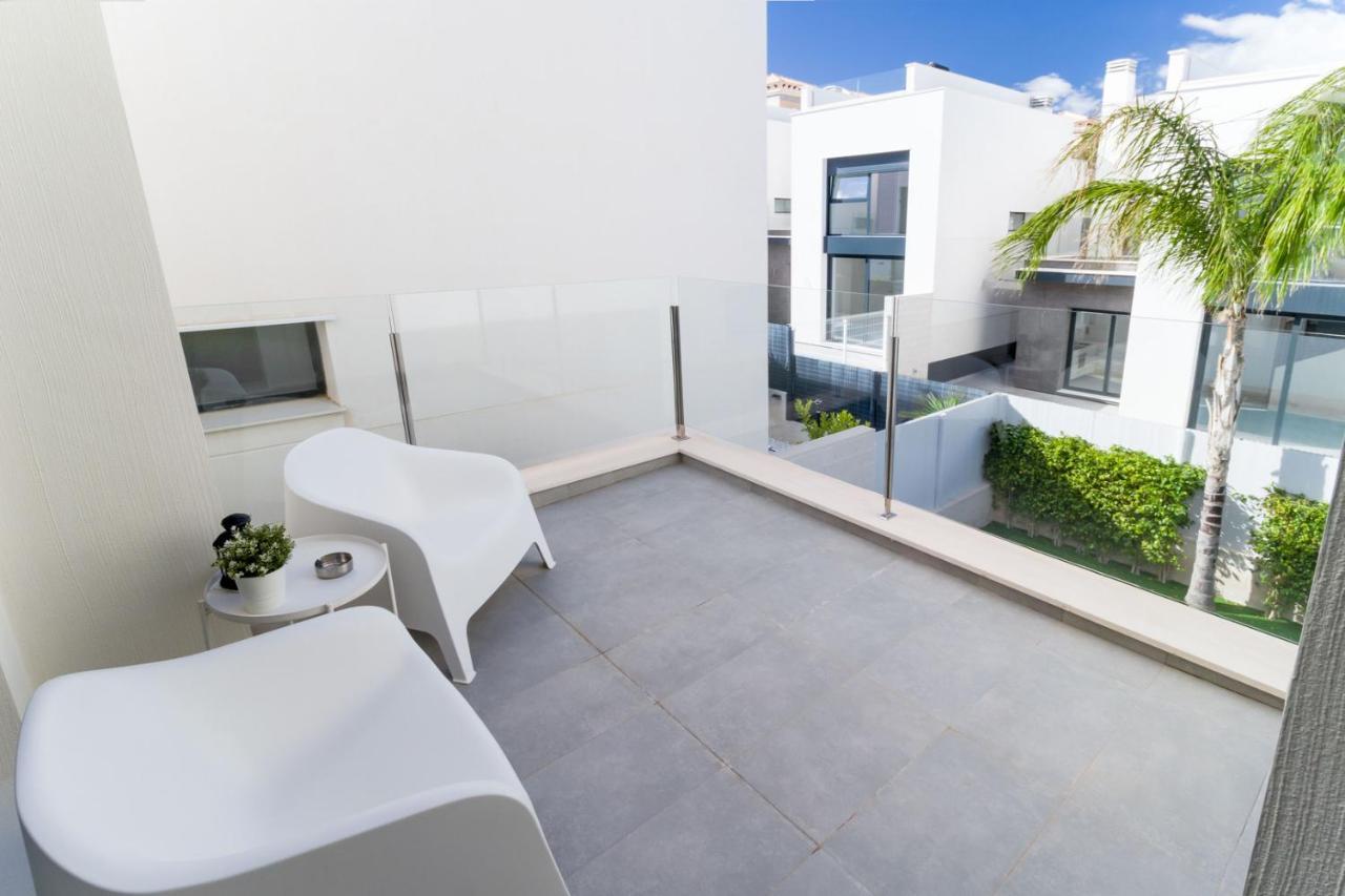 High Tech Villa Navia Spanien Orihuela Exterior photo